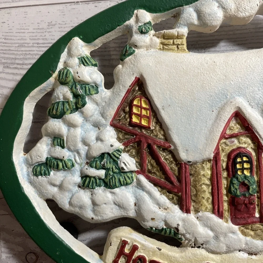 Avon 1999‎ Holiday Home Sweet Home Snow Cabin Cast Iron Metal Trivet Wall Hanger